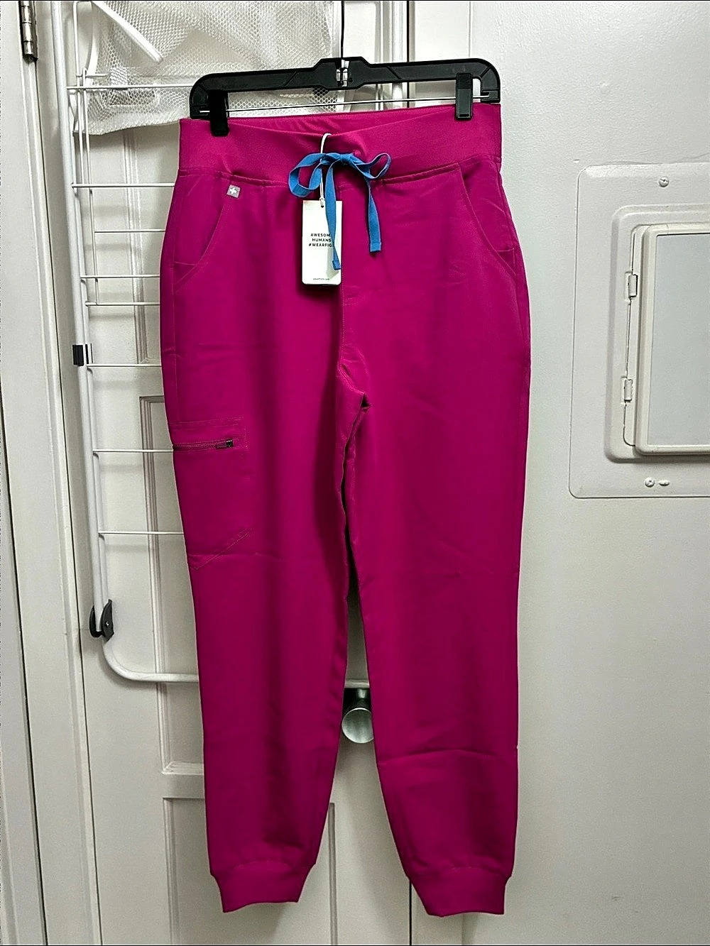 FIGS High Waisted Zamora Jogger Scrubs yoga waistband Med Raspberry Sorbet